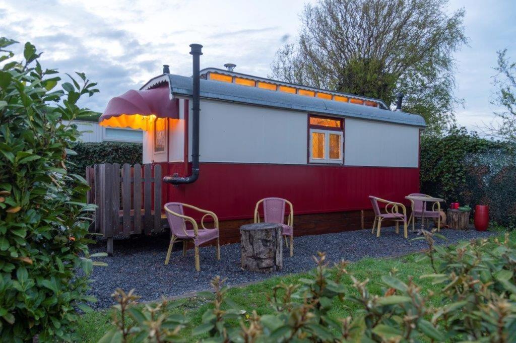 De Wagen Hotell Egmond-Binnen Eksteriør bilde